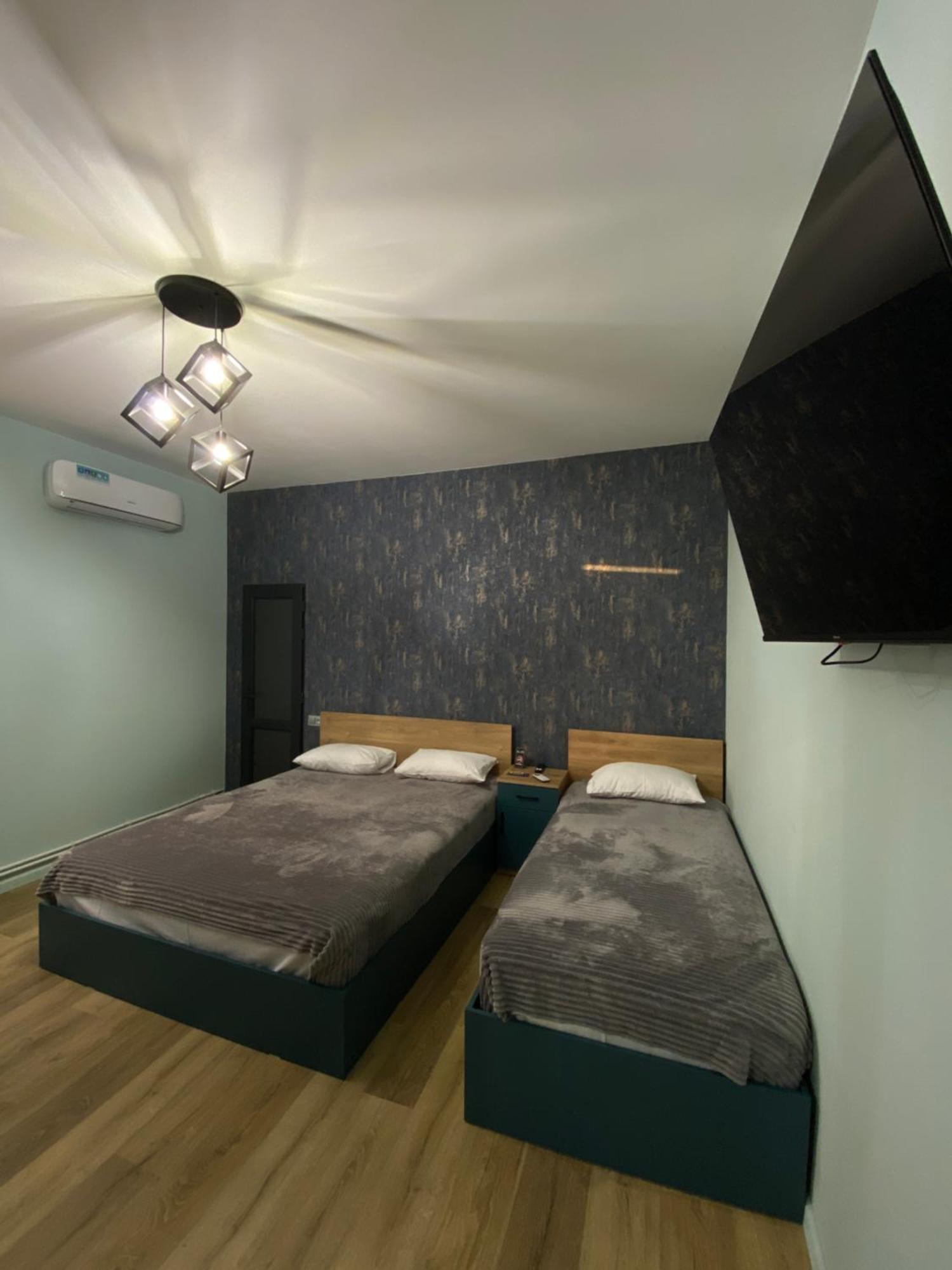 Am Hotel Ереван Екстериор снимка